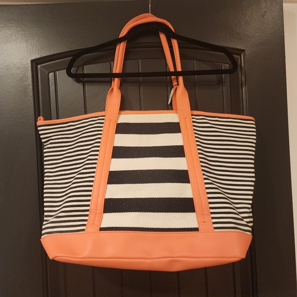 NWT Express XL Zippered Beach Bag/Travel Bag - Picture 4 of 12